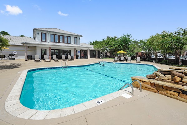 Oxford Point apartments in Gulfport, MS