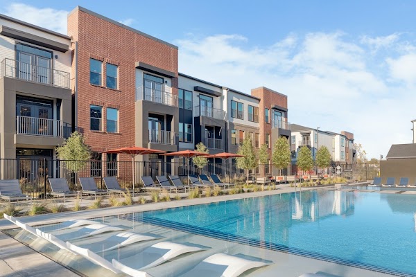 Norra apartments in Addison, TX