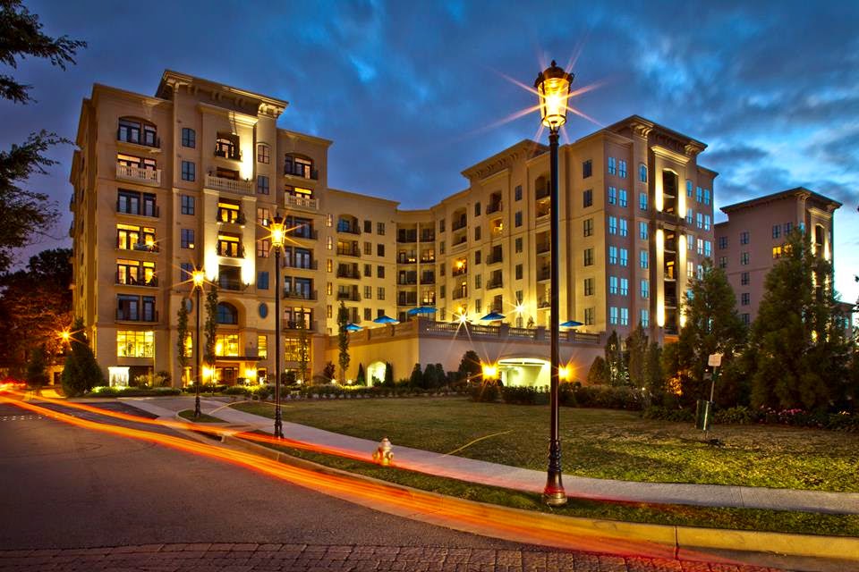 92 West Paces apartments in Atlanta GA