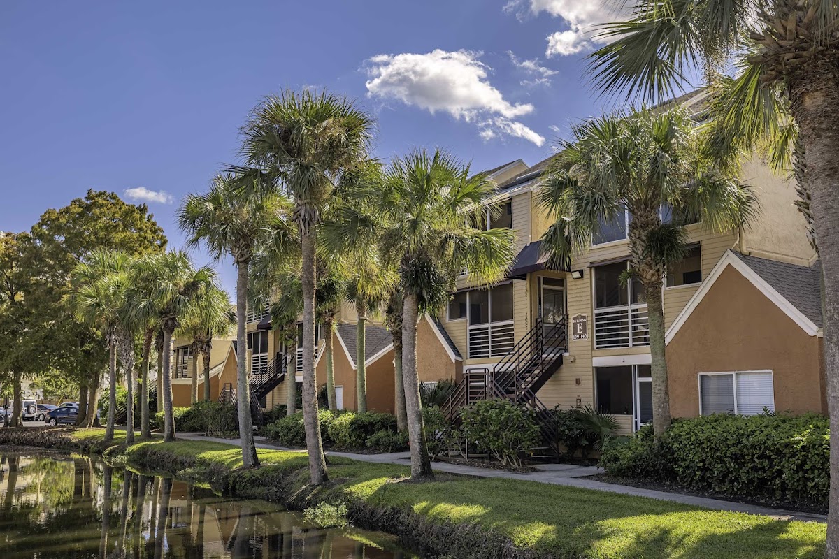 Topaz Riviera Apartment Homes apartments in Sanford, FL