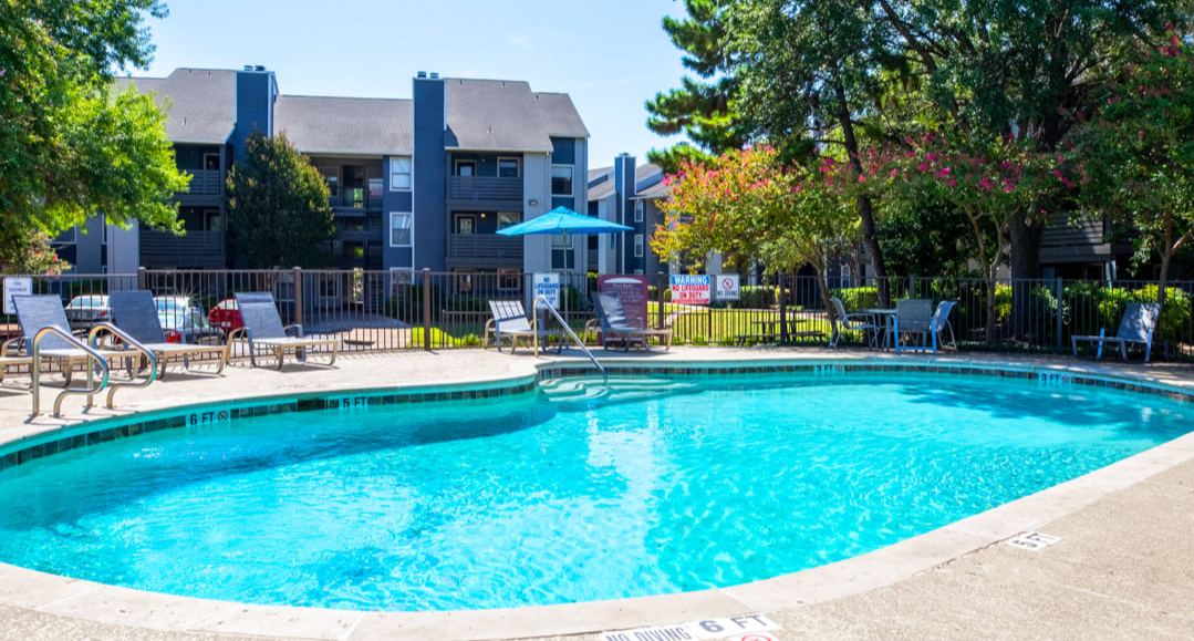 Stassney at SoCo apartments in Austin TX