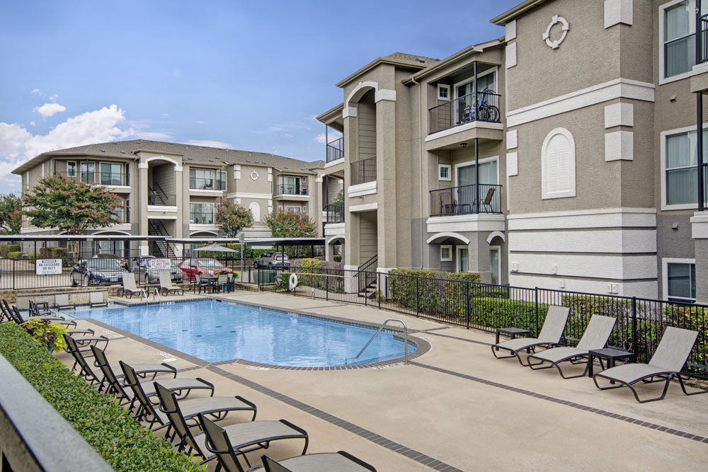 Vail Quarters apartments in Dallas TX