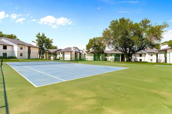 Tides on Timberglen apartments in Addison TX