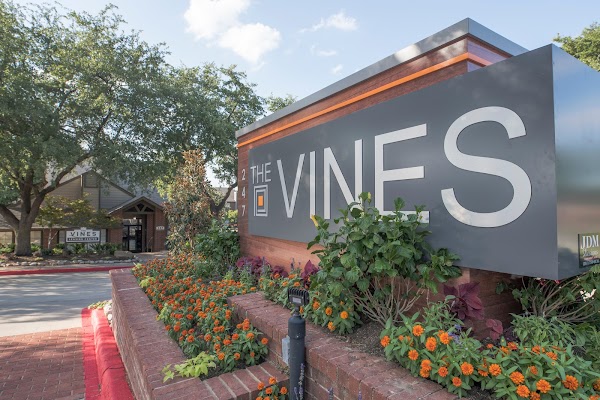 The Vines Apartments apartments in Addison, TX