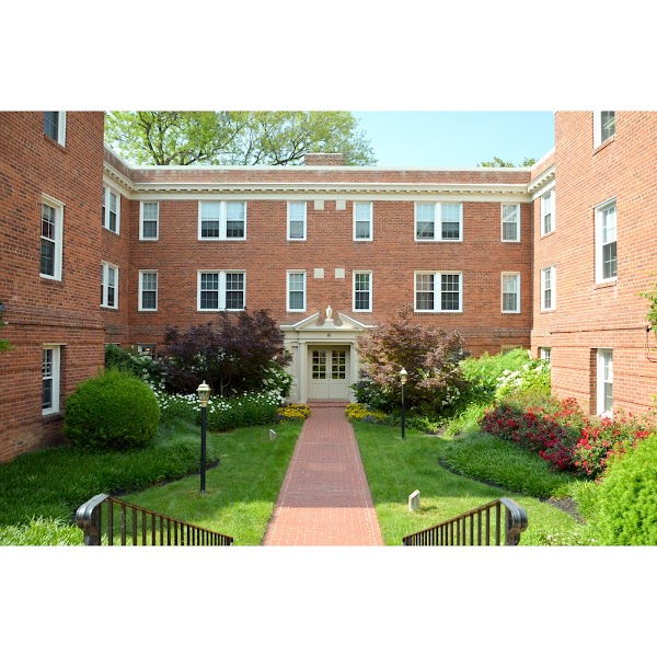 Manor House Apartments apartments in Alexandria, VA