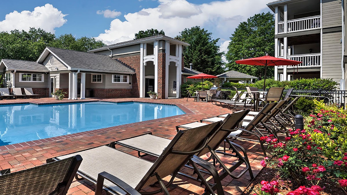 Camden Lake Pine Apartments apartments in Apex NC