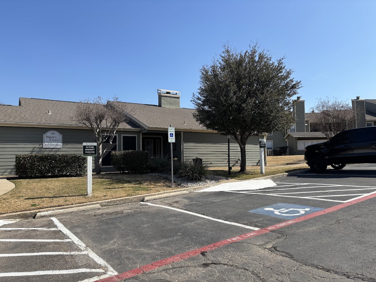Hidden Valley Apartments apartments in Arlington, TX