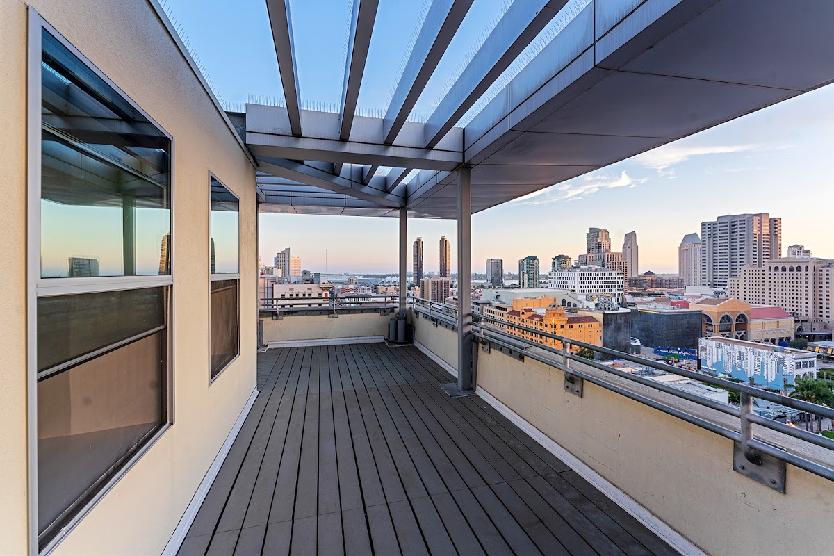 Arrive Broadway Lofts apartments in San Diego CA