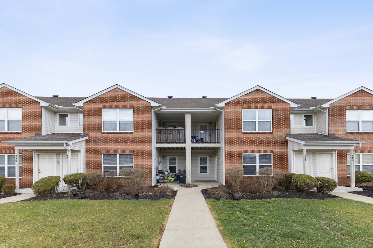 Knollwood Crossing apartments in Hamilton OH