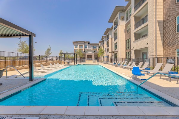 The Carter apartments in Addison, TX