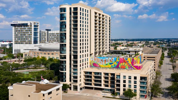 Camden Downtown Apartments apartments in Houston, TX