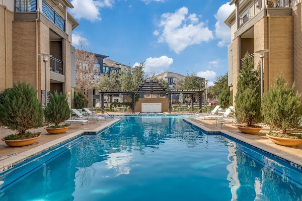 Dorian and Encore Apartments apartments in Addison, TX