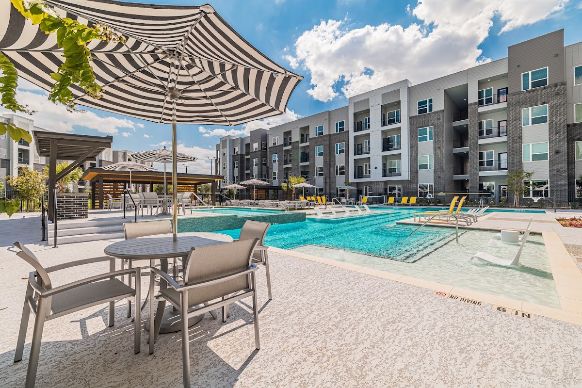 Premier at Katy apartments in Katy TX