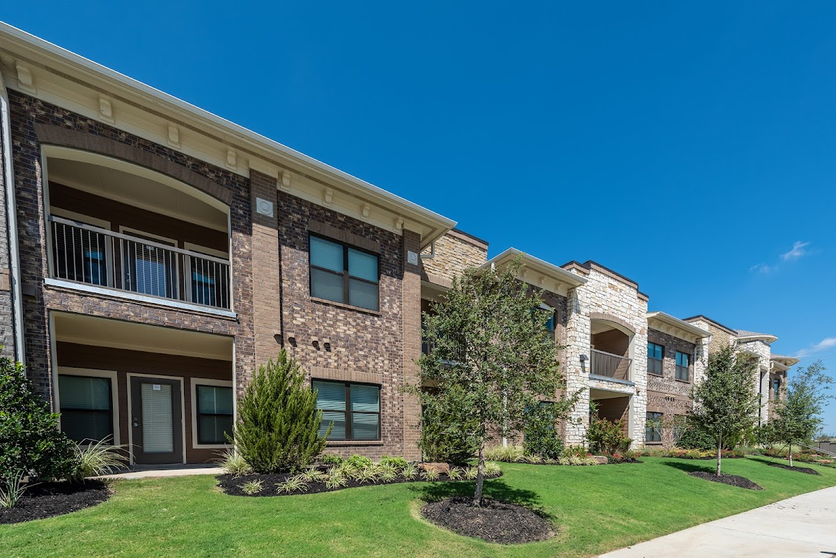 Cortland Phillips Creek Ranch apartments in Frisco, TX