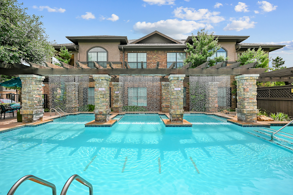 Greenhaven Apartments apartments in Addison, TX