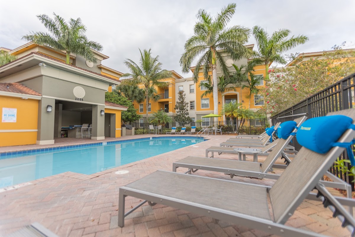 Terraces on the Square apartments in Port ST Lucie FL
