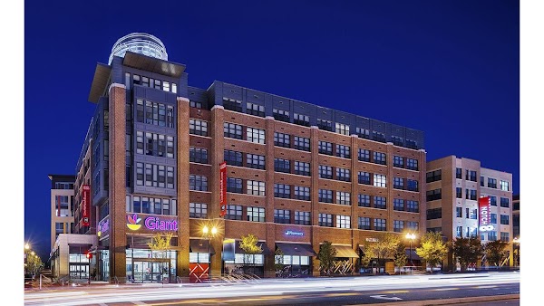 Notch8 apartments in Alexandria, VA