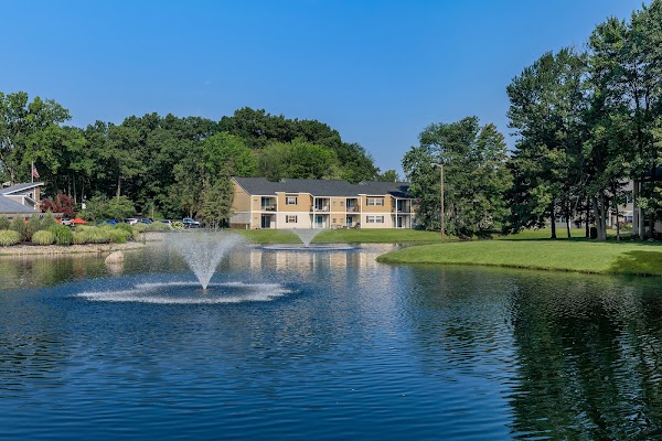 Twin Lakes Clifton Park Apartments apartments in Albany, NY