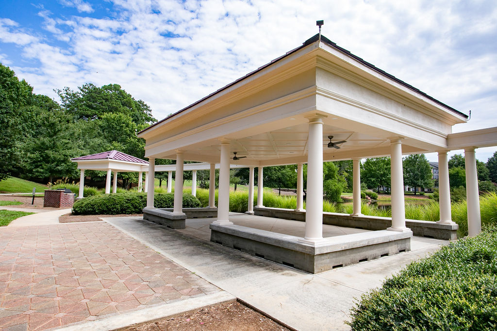 Lakeside at Milton Park apartments in Alpharetta, GA