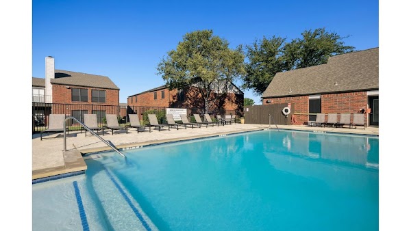 Rustic Oaks apartments in Wylie, TX