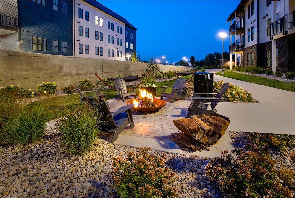 Upton Oxmoor Apartments apartments in Louisville KY