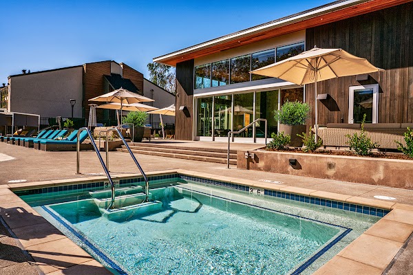 Sharon Green apartments in Menlo Park, CA