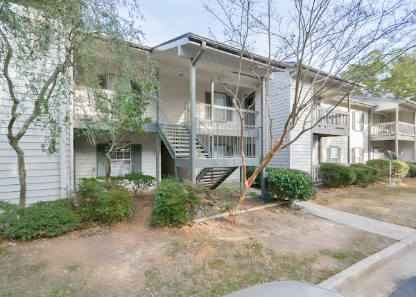 Arbor Crossing apartments in Lithonia, GA