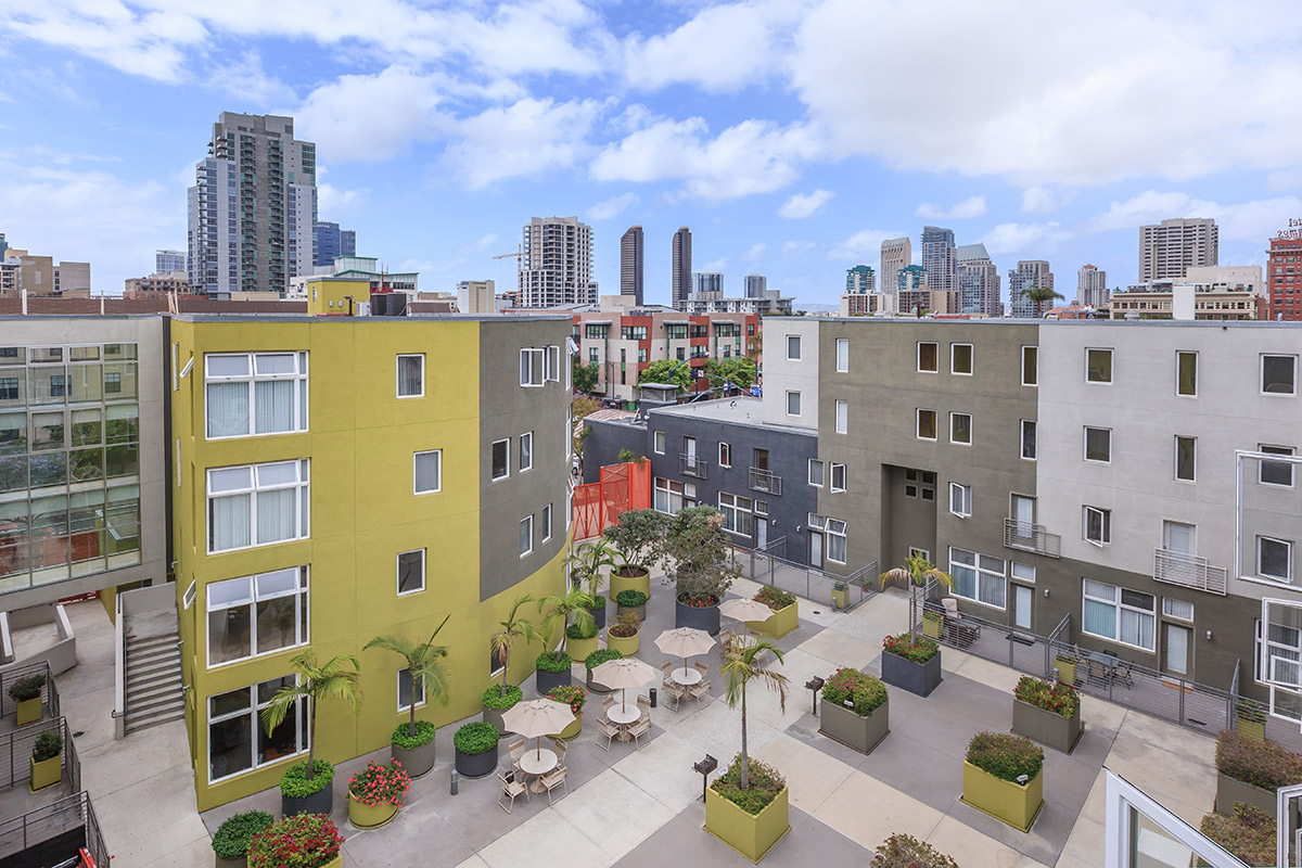 900 F Street Apartments apartments in San Diego CA