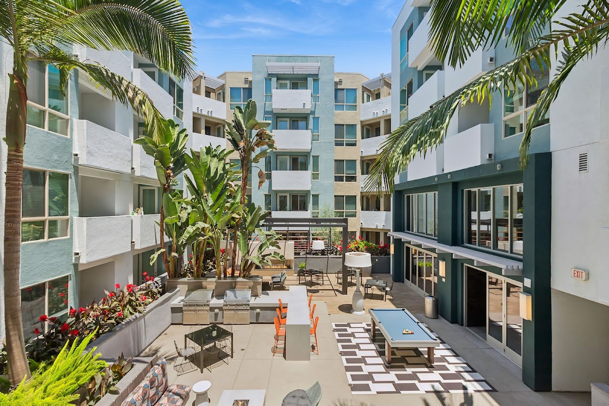 Arrive Wakaba apartments in Los Angeles CA