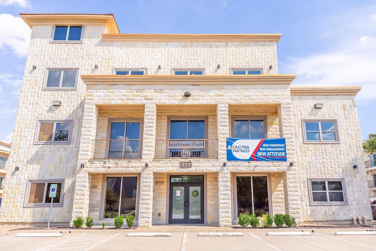 Richland Park Apartments apartments in Richardson, TX