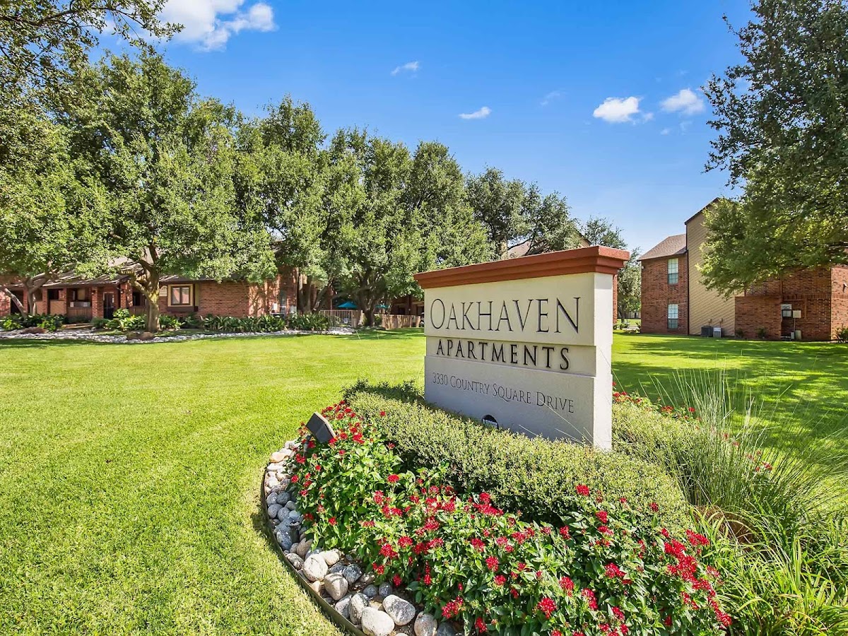 Oakhaven Apartments apartments in Carrollton TX