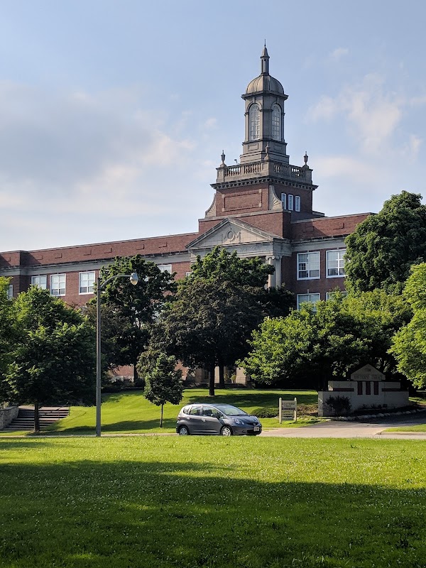 Hawthorne Terrace apartments in Wauwatosa, WI