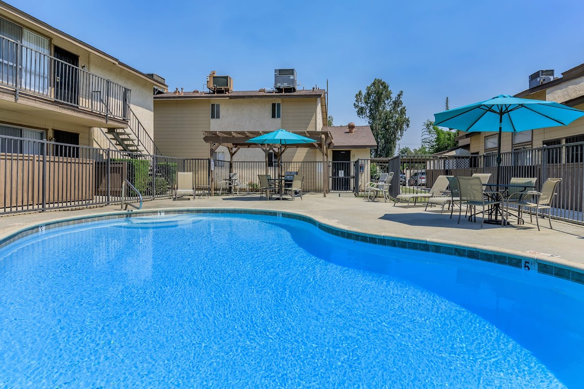 Plaza Del Real Apartments apartments in Bakersfield CA