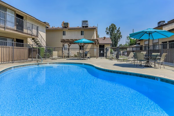 Plaza Del Real Apartments apartments in Bakersfield CA