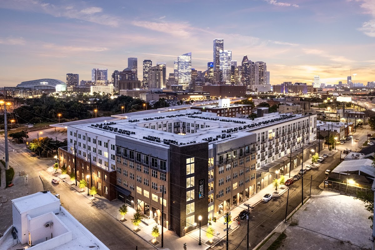 Warehouse District apartments in Houston TX