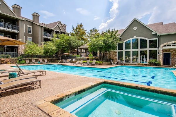 The Pavilions apartments in Addison, TX