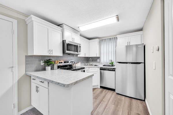 Sugarloaf Estates apartments in Agawam, MA