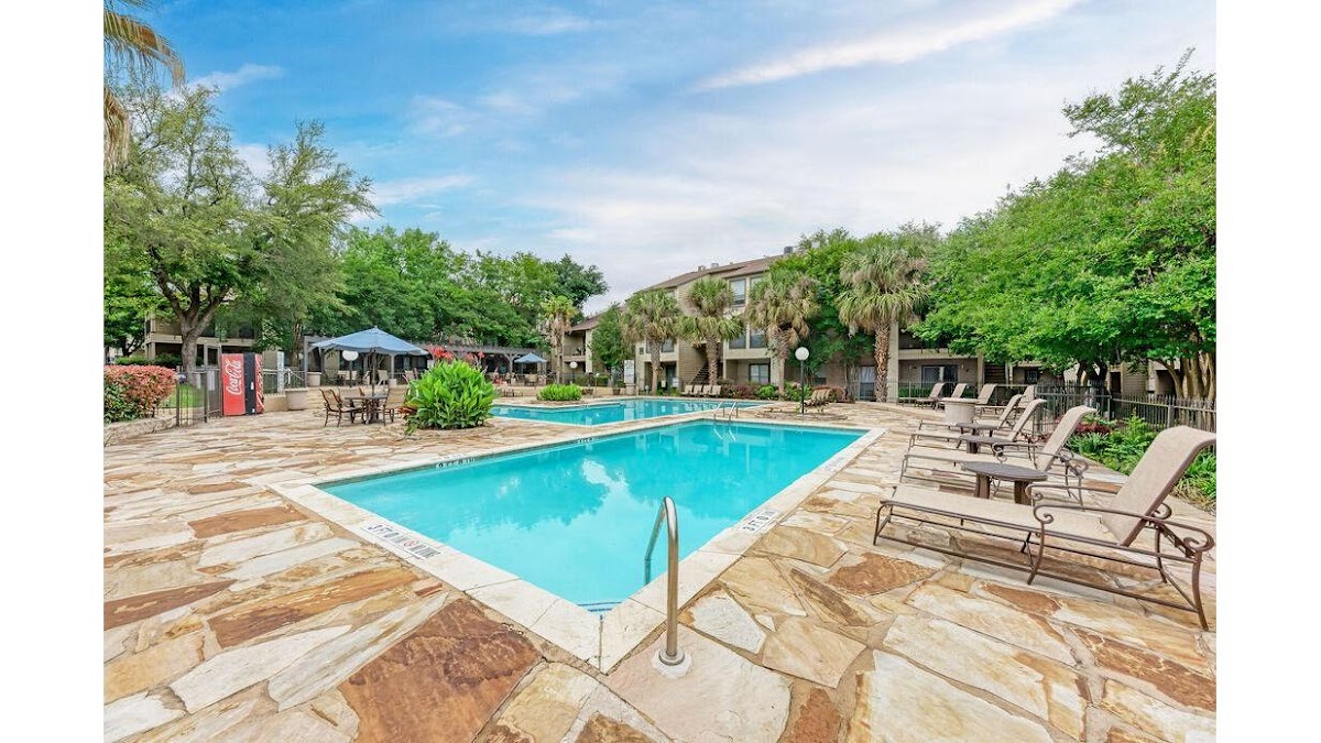 MacKenzie Pointe Apartments apartments in Austin TX