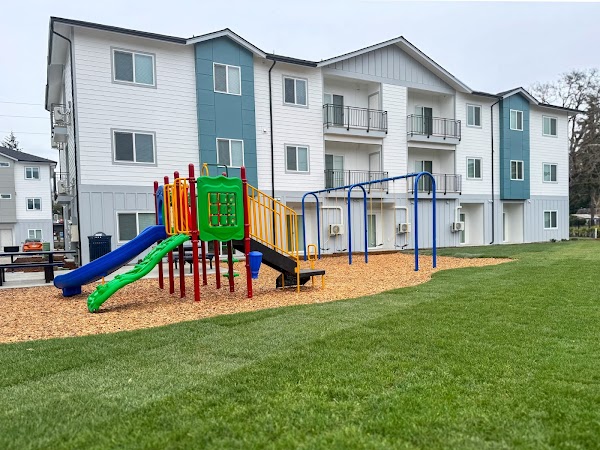 Trey/Swan Grove Apartments apartments in Lakewood, WA