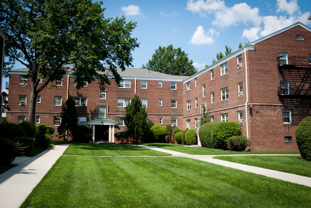 Lexington Gardens Apartments apartments in Passaic, NJ