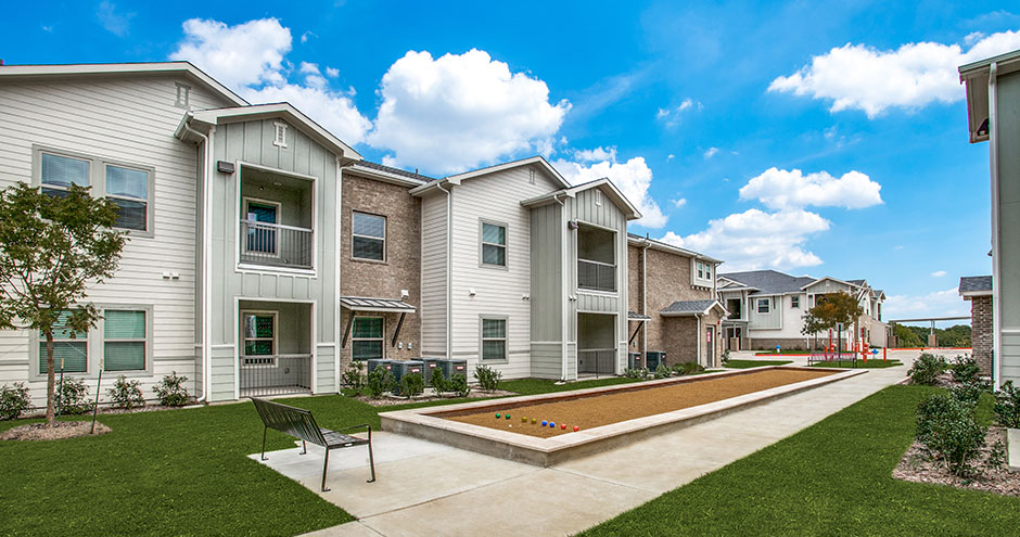 Gray Branch Apartments apartments in Addison, TX