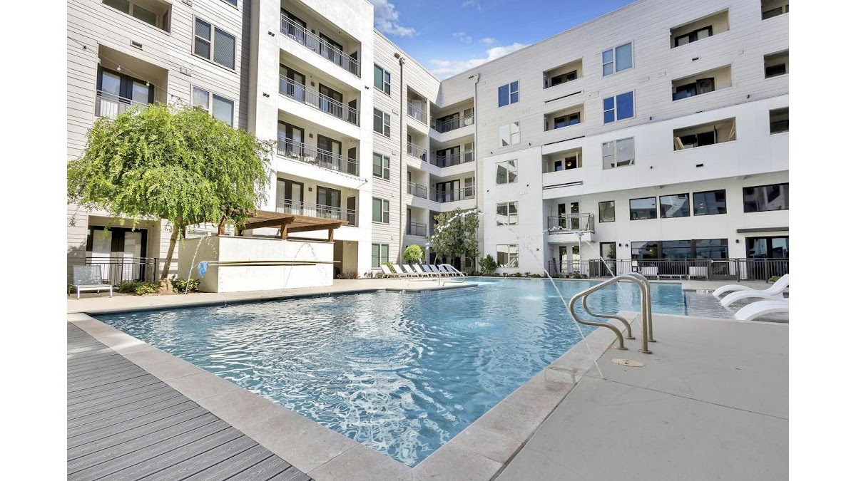 Oak & Ellum apartments in Dallas TX