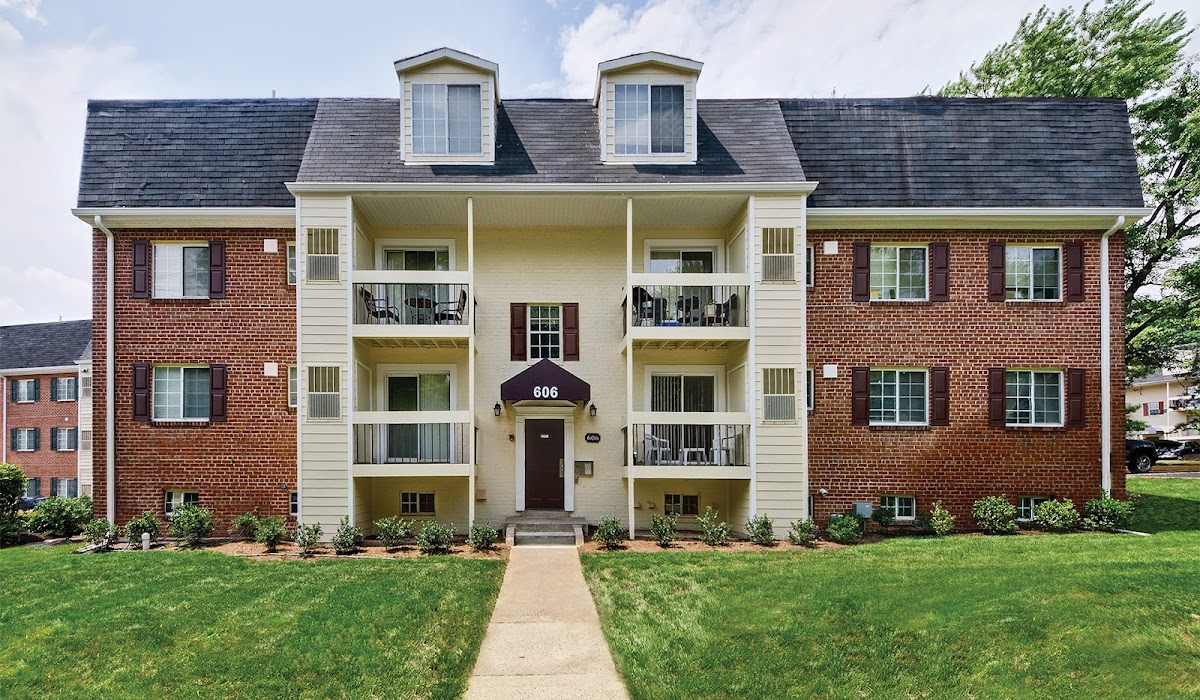 Foxchase Apartments apartments in Alexandria, VA