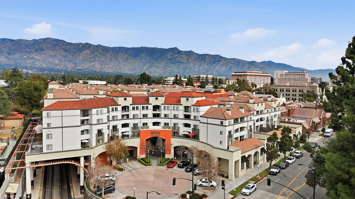 Holly Street Village Apartments apartments in Alhambra, CA