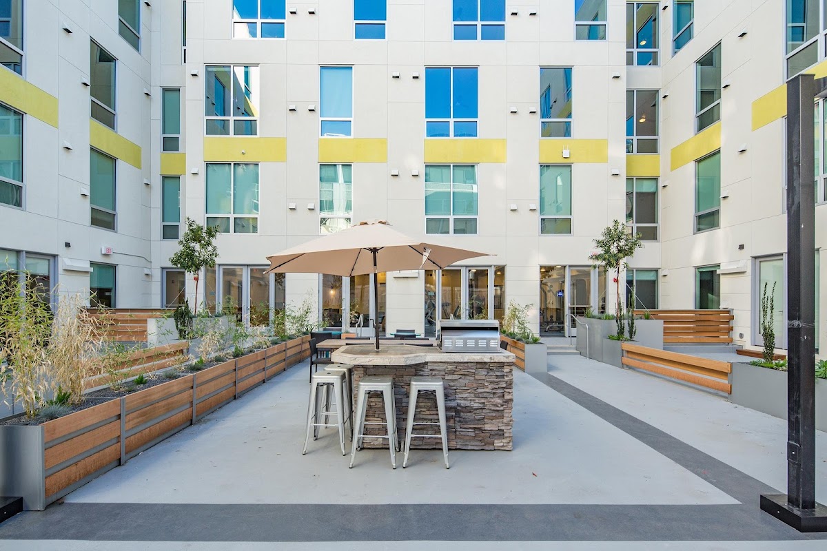 EVIVA Midtown Apartments apartments in Sacramento CA