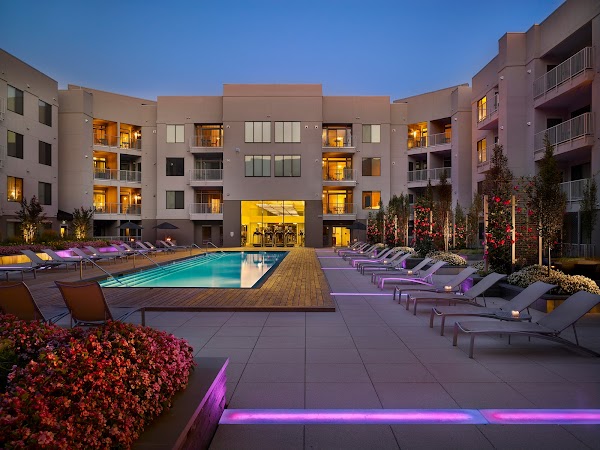 AVE Clifton apartments in Clifton, NJ