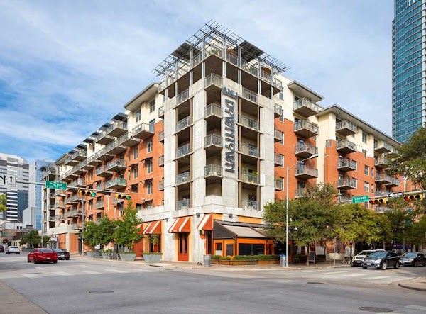AMLI Downtown apartments in Austin TX