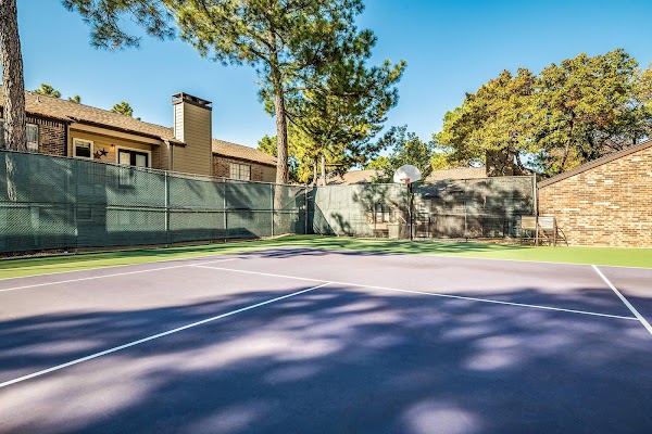 Ridgecrest apartments in Addison, TX
