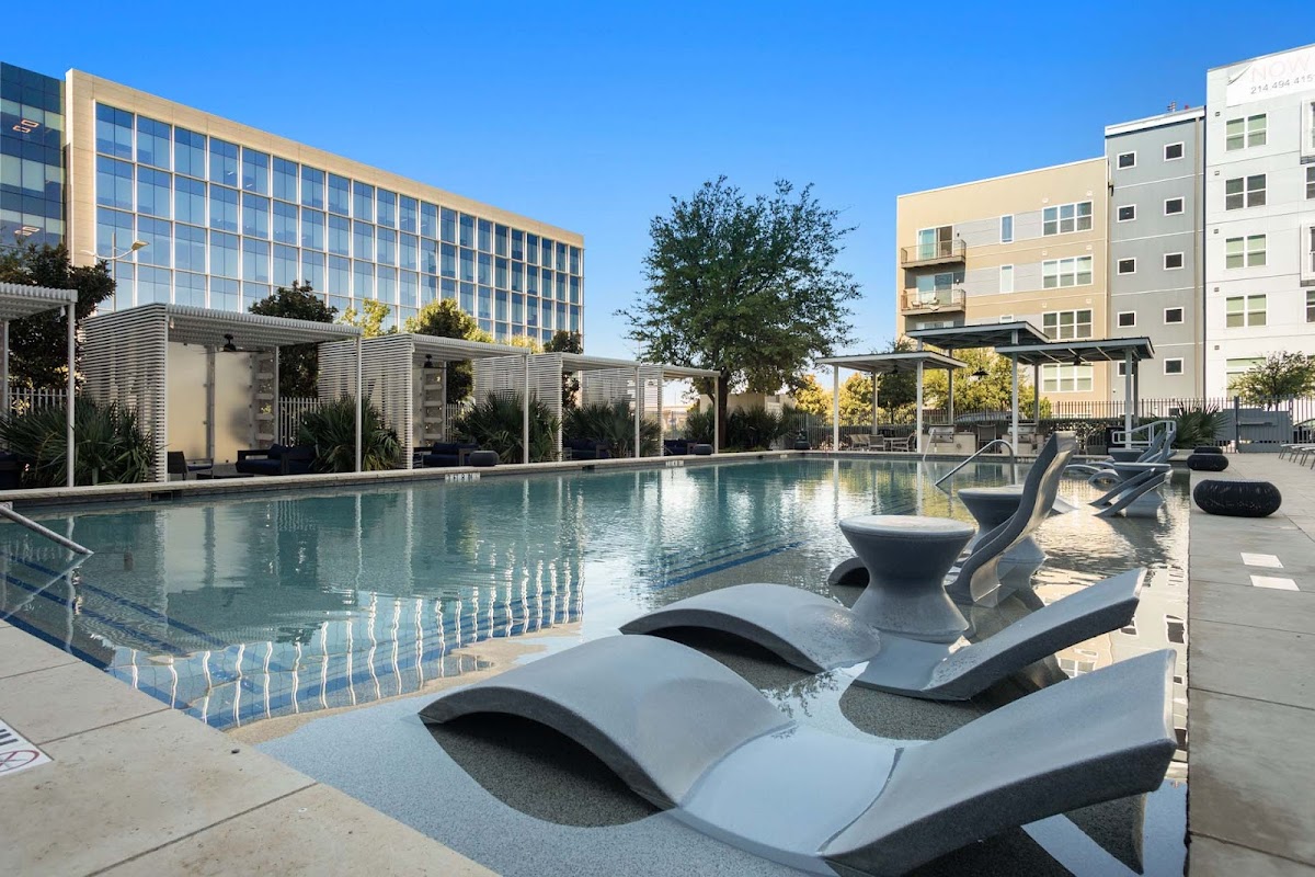 Windsor Metro West Apartments apartments in Addison, TX