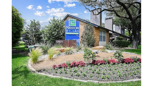 Preston Villas apartments in Addison, TX